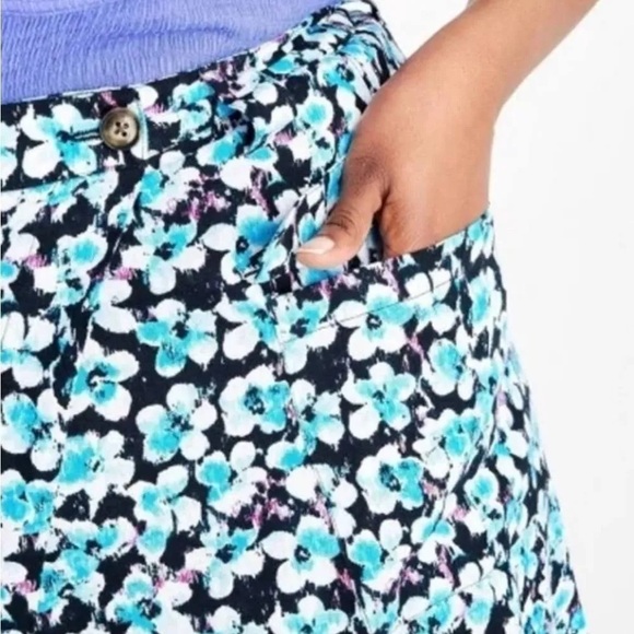 NWT Future Collective x Target Blue Ditsy Floral Print Cargo Skirt - Picture 4 of 12